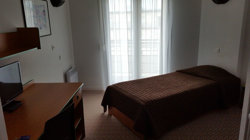 Appart'Hotel Laureades Clermont-Ferrand Centre Jaude Екстер'єр фото