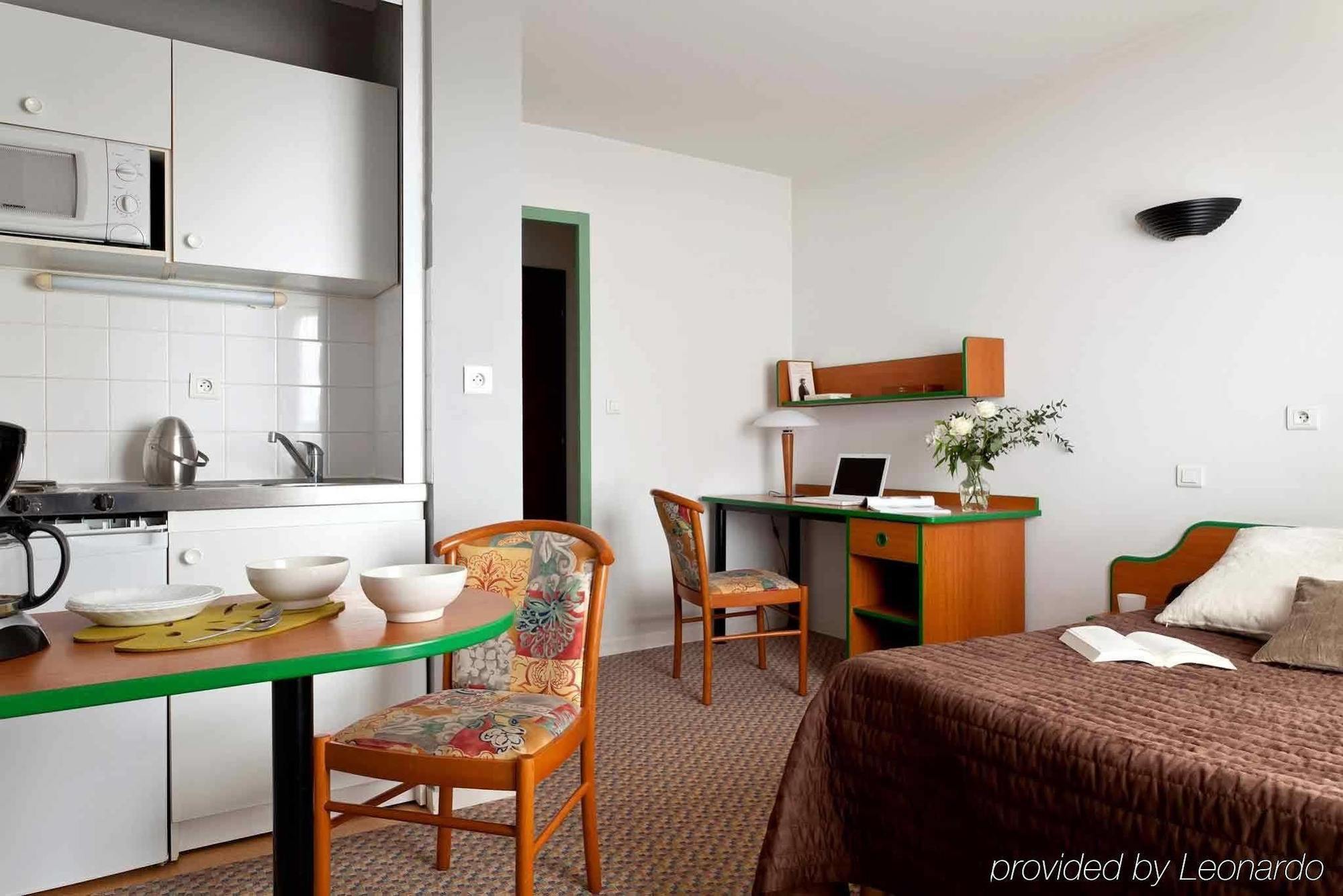 Appart'Hotel Laureades Clermont-Ferrand Centre Jaude Екстер'єр фото
