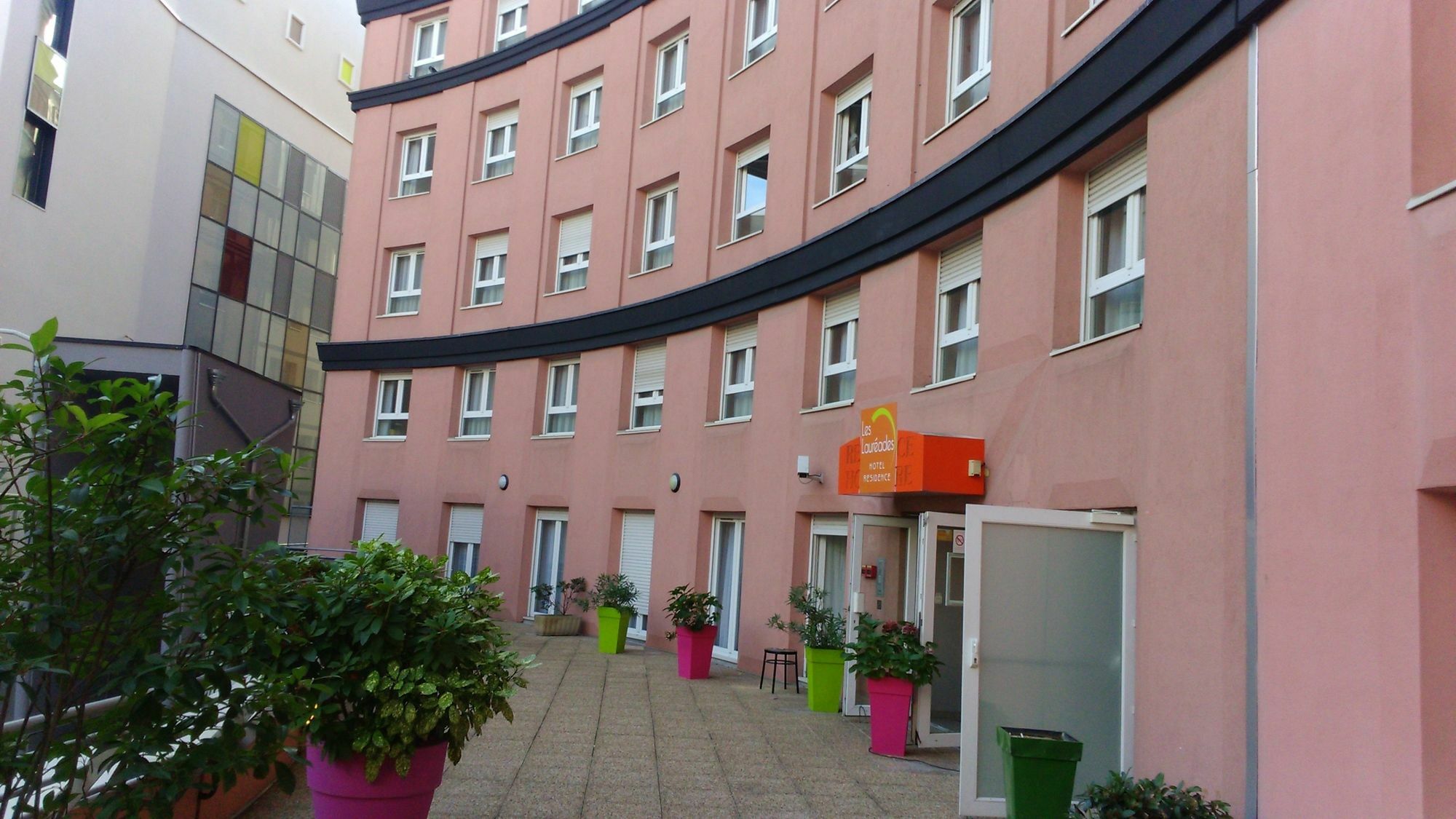 Appart'Hotel Laureades Clermont-Ferrand Centre Jaude Екстер'єр фото